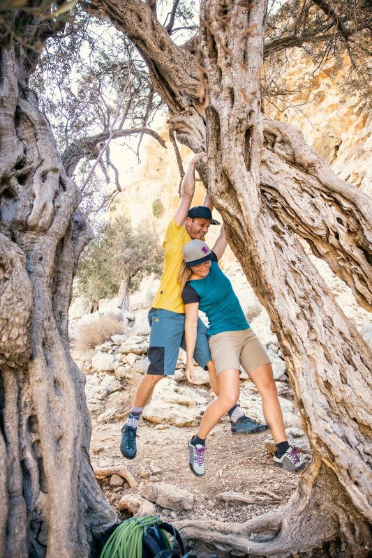 Nettie & Dave (Climbing Backpackers)
